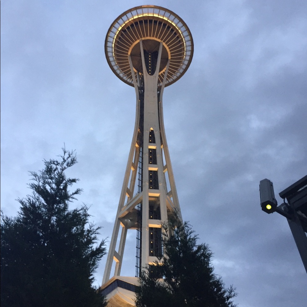 Meet your Posher, Monse